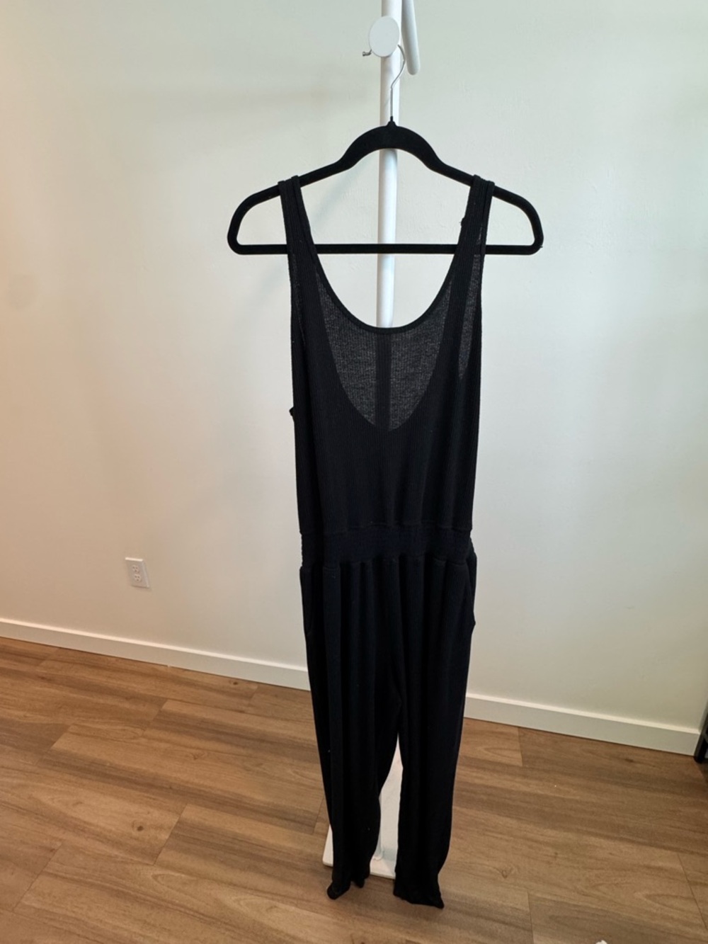 Spiritual Gangster Women’s Black Sleeveless Jumpsuit size XL